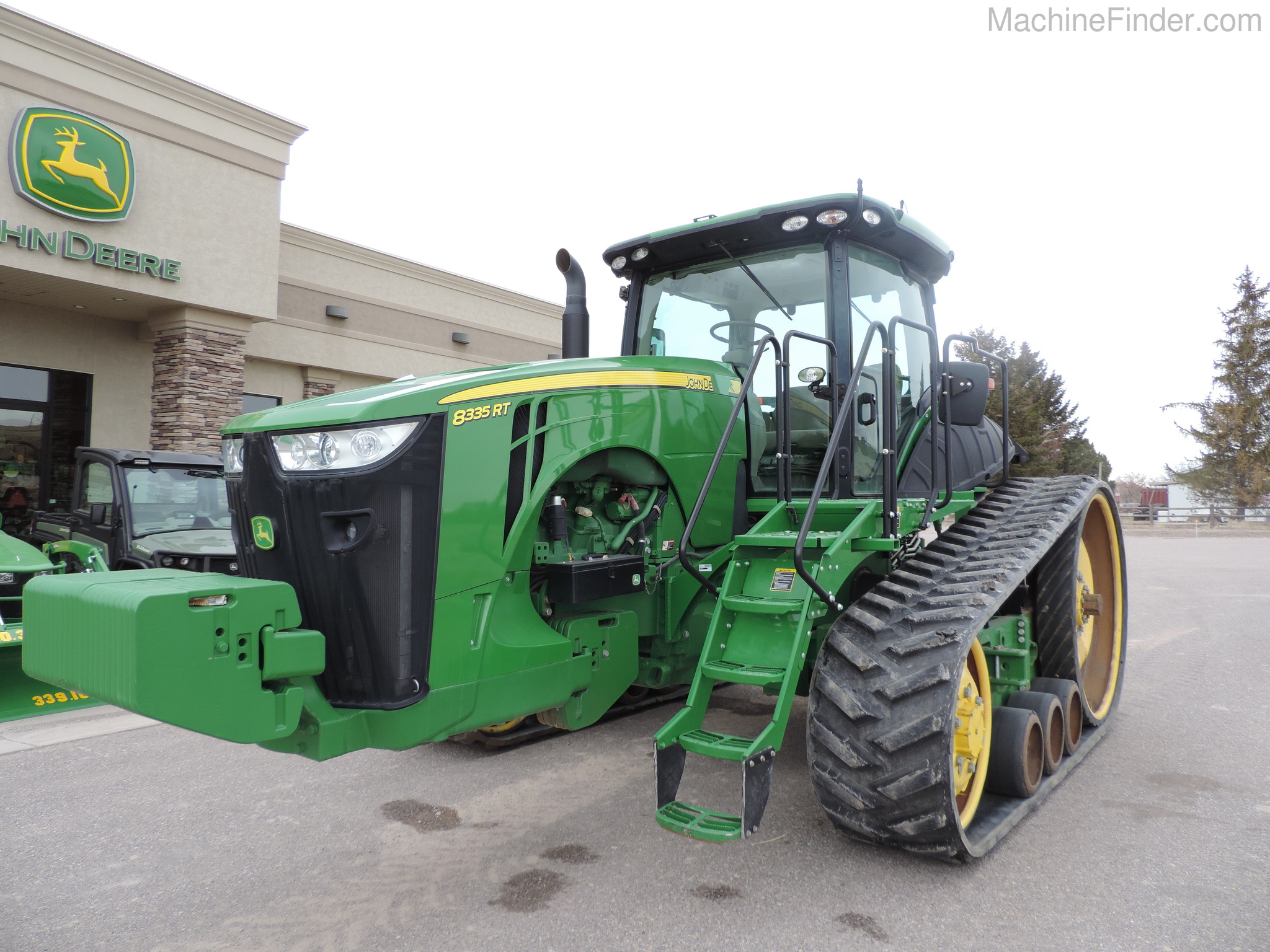 Image of 8335RT Tractor