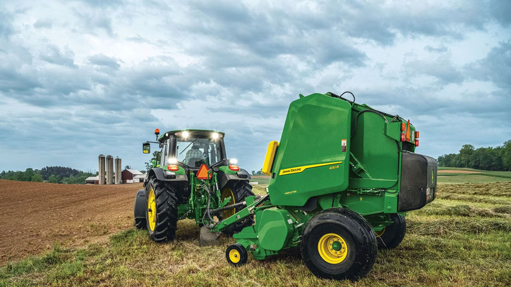 image of John Deere 1 series round baler